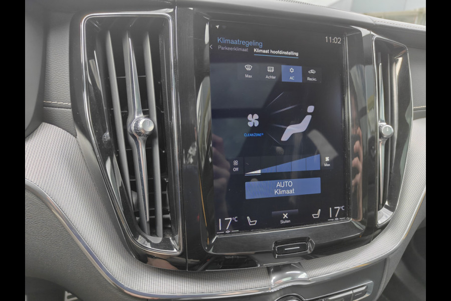 Volvo XC60 T8 AWD 405PK Plug-in Hybrid Polestar Engineered | BLIS | Trekhaak | HUD | ACC | B&W | ELektr Stoelen | Verwarm. Stoelen |
