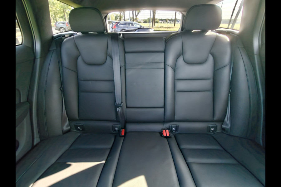 Volvo V60 T5 252PK Momentum | BLIS | Trekhaak | Elektr. Kofferklep | Carplay | ACC | PDC V+A | Camera Achter |