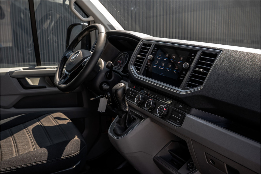 Volkswagen Crafter 2.0 TDI L4H3 | 177 PK | Automaat | LED | Camera | Carplay | Cruise | PDC | Airco | Trekhaak