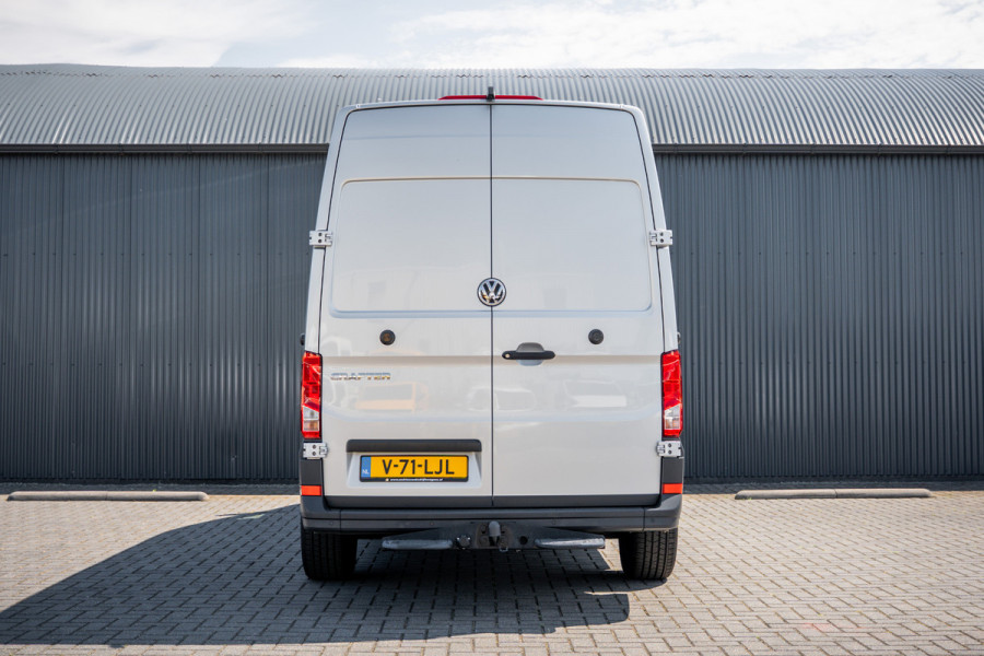 Volkswagen Crafter 2.0 TDI L4H3 | 177 PK | Automaat | LED | Camera | Carplay | Cruise | PDC | Airco | Trekhaak
