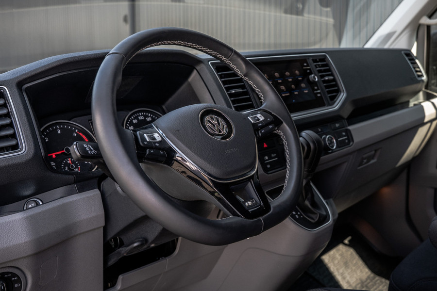 Volkswagen Crafter 2.0 TDI L4H3 | 177 PK | Automaat | LED | Camera | Carplay | Cruise | PDC | Airco | Trekhaak