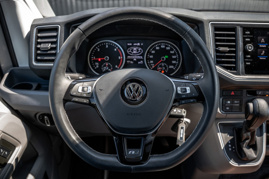 Volkswagen Crafter 2.0 TDI L4H3 | 177 PK | Automaat | LED | Camera | Carplay | Cruise | PDC | Airco | Trekhaak