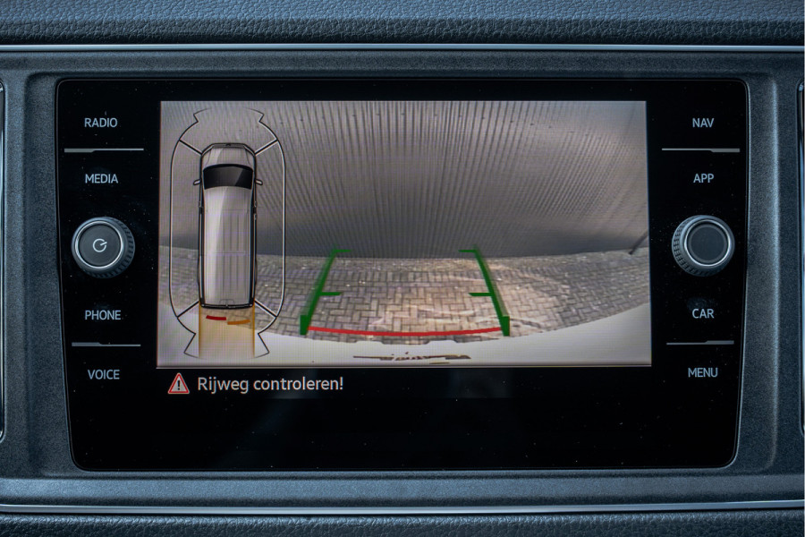 Volkswagen Crafter 2.0 TDI L4H3 | 177 PK | Automaat | LED | Camera | Carplay | Cruise | PDC | Airco | Trekhaak