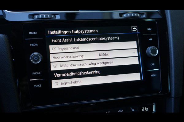 Volkswagen Golf 7.5 1.5 TSI R-Line ACC|ALCANTARA|CLIMA|DYNAUDIO|FULL LED|NAVIGATIE|STOELVERWARMING