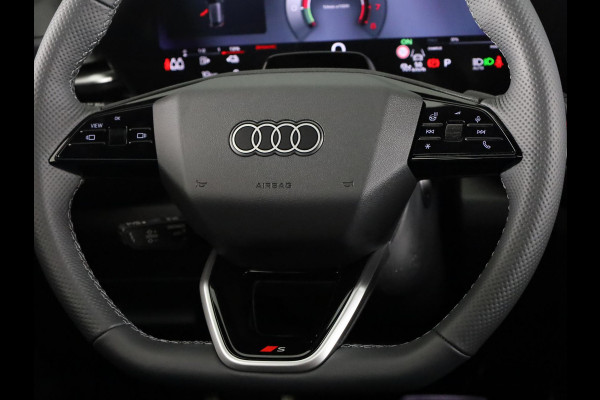 Audi Q5 Sportback S edition Competition e-hybrid 367 pk | Panorama-glasdak | Trekhaak, elektr | MMI experience plus met B&O | MMI bijrijdersdisplay |