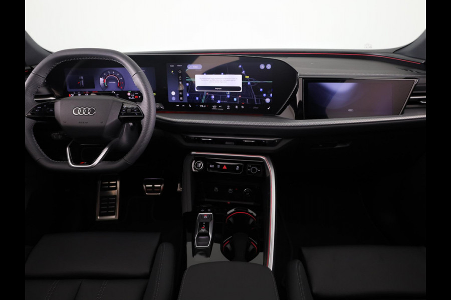 Audi Q5 Sportback S edition Competition e-hybrid 367 pk | Panorama-glasdak | Trekhaak, elektr | MMI experience plus met B&O | MMI bijrijdersdisplay |
