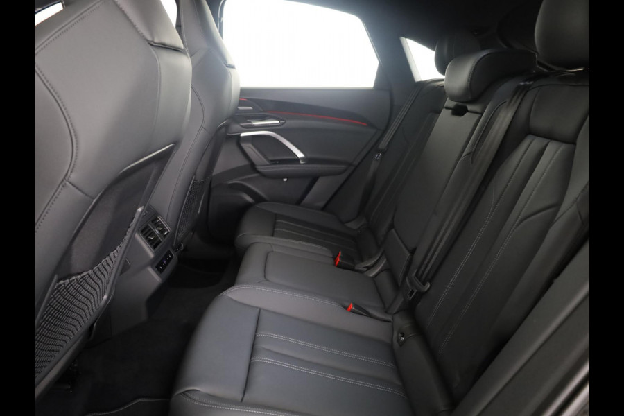 Audi Q5 Sportback S edition Competition e-hybrid 367 pk | Panorama-glasdak | Trekhaak, elektr | MMI experience plus met B&O | MMI bijrijdersdisplay |