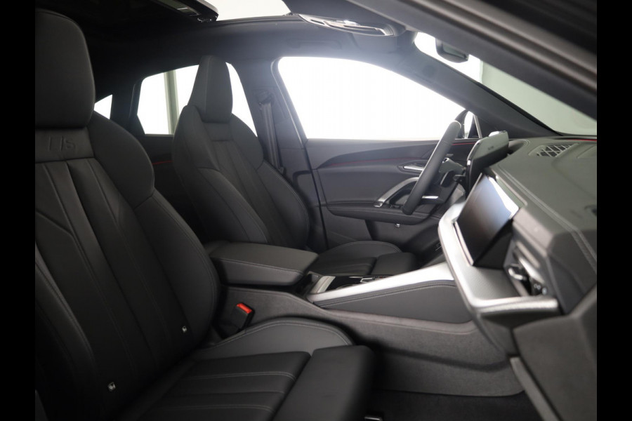 Audi Q5 Sportback S edition Competition e-hybrid 367 pk | Panorama-glasdak | Trekhaak, elektr | MMI experience plus met B&O | MMI bijrijdersdisplay |