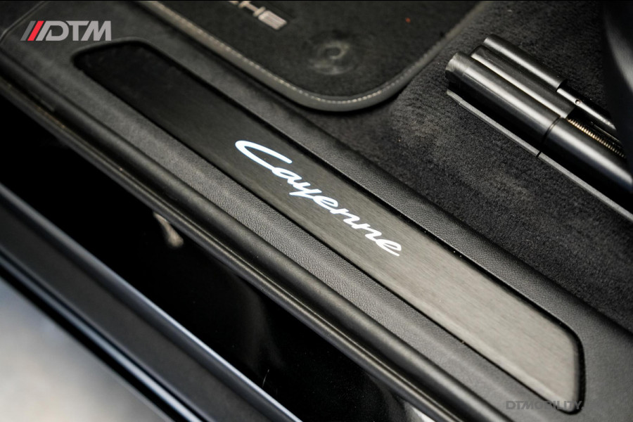 Porsche Cayenne Coupé 3.0 E-Hybrid | Black Edition | Sportdesign | Trekhaak