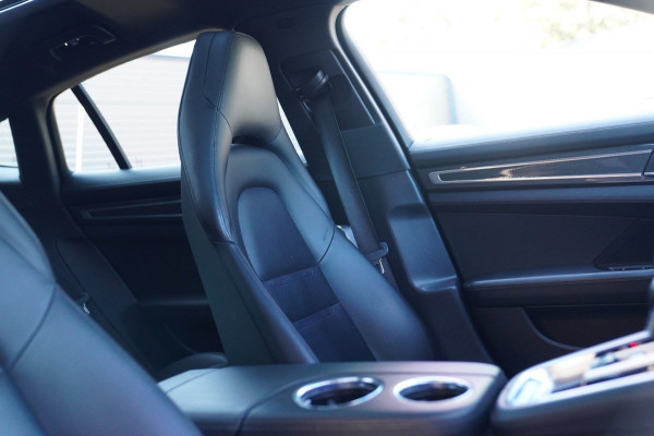 Porsche Panamera 2.9 4 E-Hybrid | Sport uitlaat | Luchtvering | Bose Sound | Schuifdak | Luxe Leder | SportChrono | 100% onderhoud