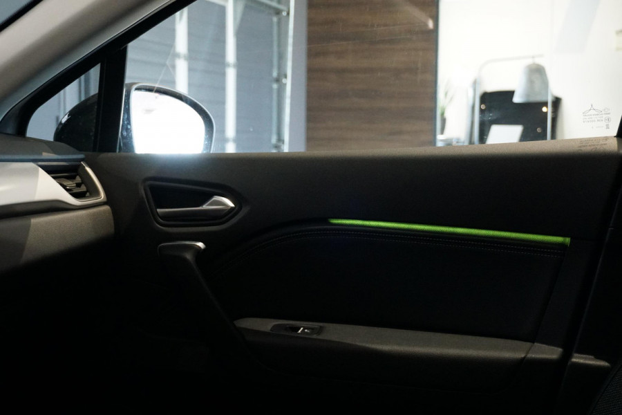 Renault Captur 1.6 E-Tech full hybrid 145 techno + CAMERA / APPLE CARPLAY / LED