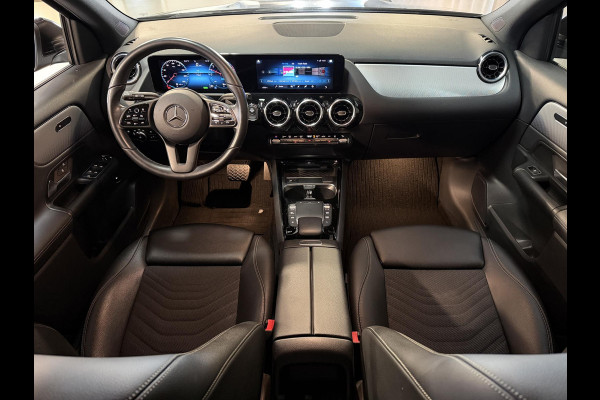 Mercedes-Benz GLA 250 e Progressive 17"/Widescreen/Stoelverwarming/DAB/Apple Carplay & Android Auto/Navigatie/Climate/PDC v+a