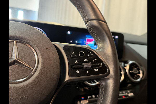 Mercedes-Benz GLA 250 e Progressive 17"/Widescreen/Stoelverwarming/DAB/Apple Carplay & Android Auto/Navigatie/Climate/PDC v+a