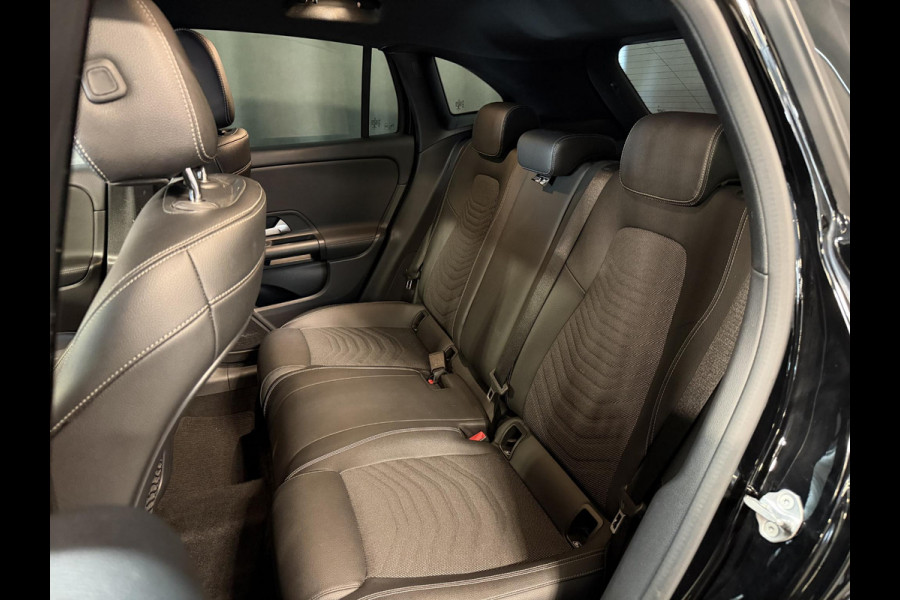 Mercedes-Benz GLA 250 e Progressive 17"/Widescreen/Stoelverwarming/DAB/Apple Carplay & Android Auto/Navigatie/Climate/PDC v+a