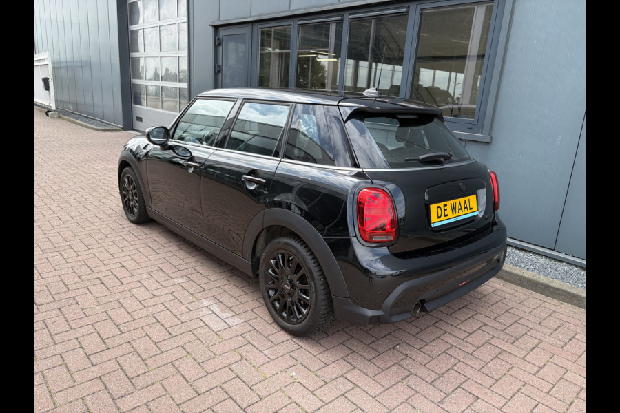 MINI 5-deurs 1.5 Cooper 136pk 5-drs. LEDER/NAVI/CARPLAY/CLIMA/CRUISE/PDC/LED
