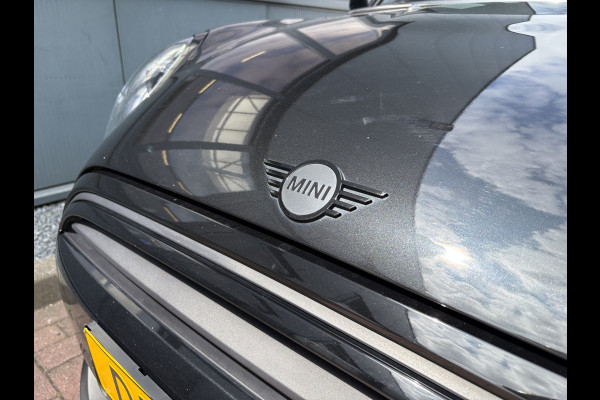 MINI 5-deurs 1.5 Cooper 136pk 5-drs. LEDER/NAVI/CARPLAY/CLIMA/CRUISE/PDC/LED