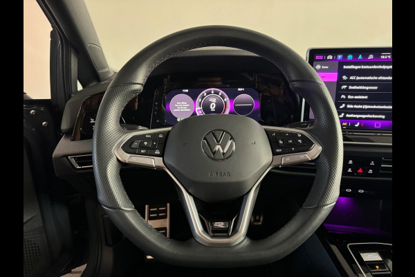 Volkswagen Golf 1.5 eTSI Pano|HuD|Trekhaak|360 Camera|Keyless|ACC|Sfeer|Lane Assist