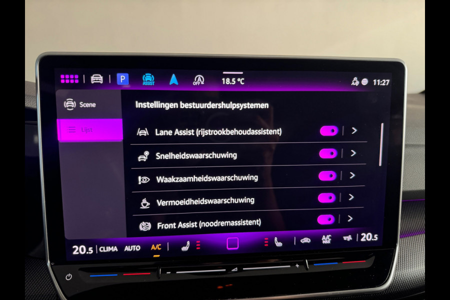 Volkswagen Golf 1.5 eTSI Pano|HuD|Trekhaak|360 Camera|Keyless|ACC|Sfeer|Lane Assist