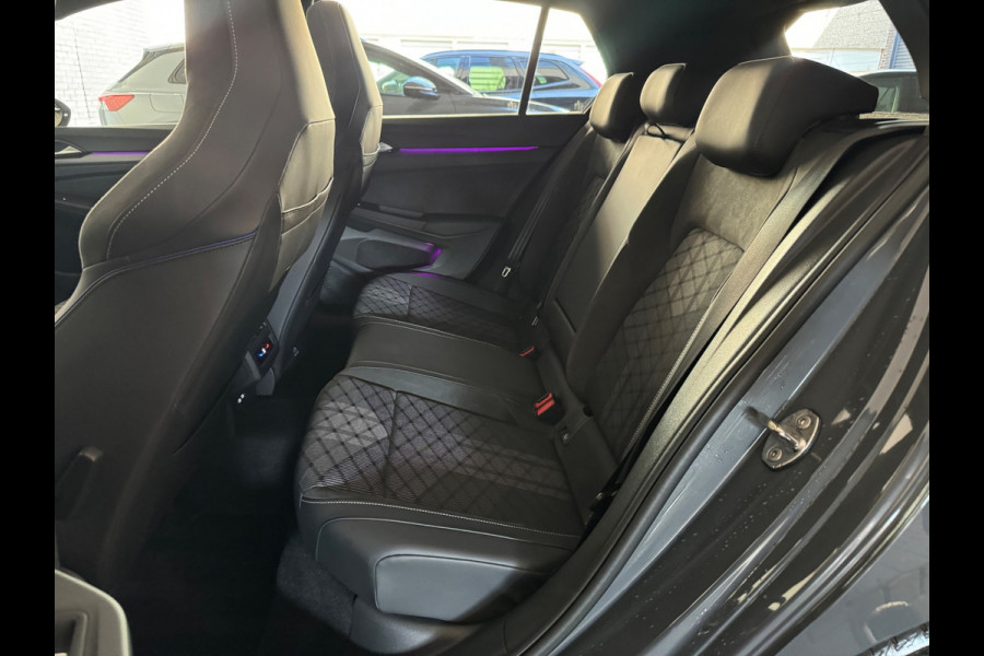 Volkswagen Golf 1.5 eTSI Pano|HuD|Trekhaak|360 Camera|Keyless|ACC|Sfeer|Lane Assist