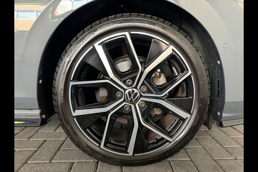 Volkswagen Golf 1.5 eTSI Pano|HuD|Trekhaak|360 Camera|Keyless|ACC|Sfeer|Lane Assist