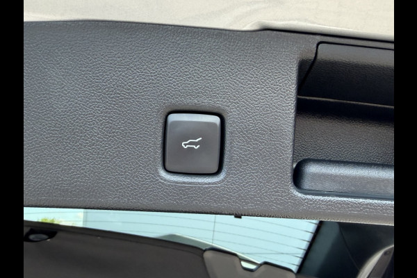 Ford Kuga 2.5 PHEV ST-Line X