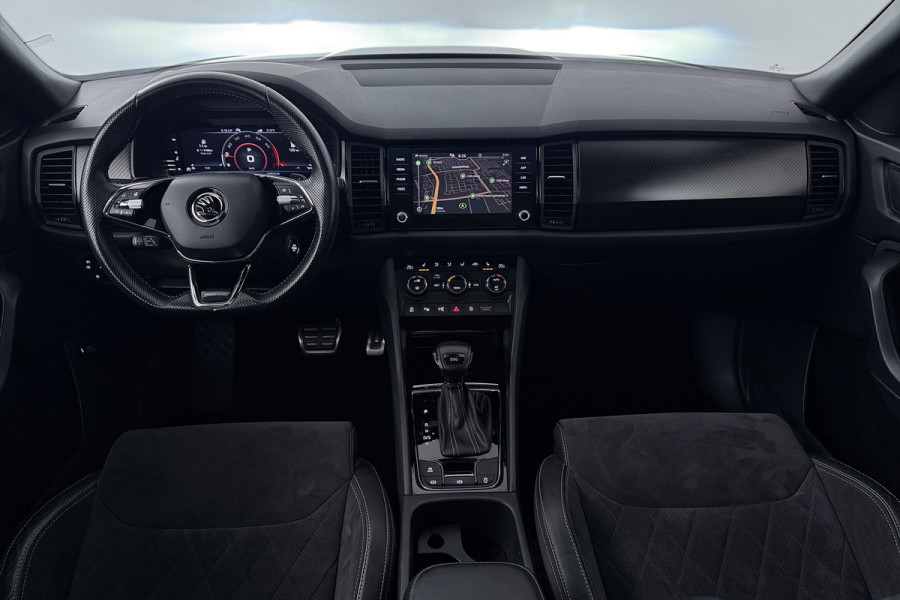 Škoda Kodiaq 1.5 TSI Business Edition Plus 7p. (PANORAMADAK, TREKHAAK WEGKLAPBAAR, STUUR-/STOELVERWARMING, CAMERA, MASSAGE STOELEN