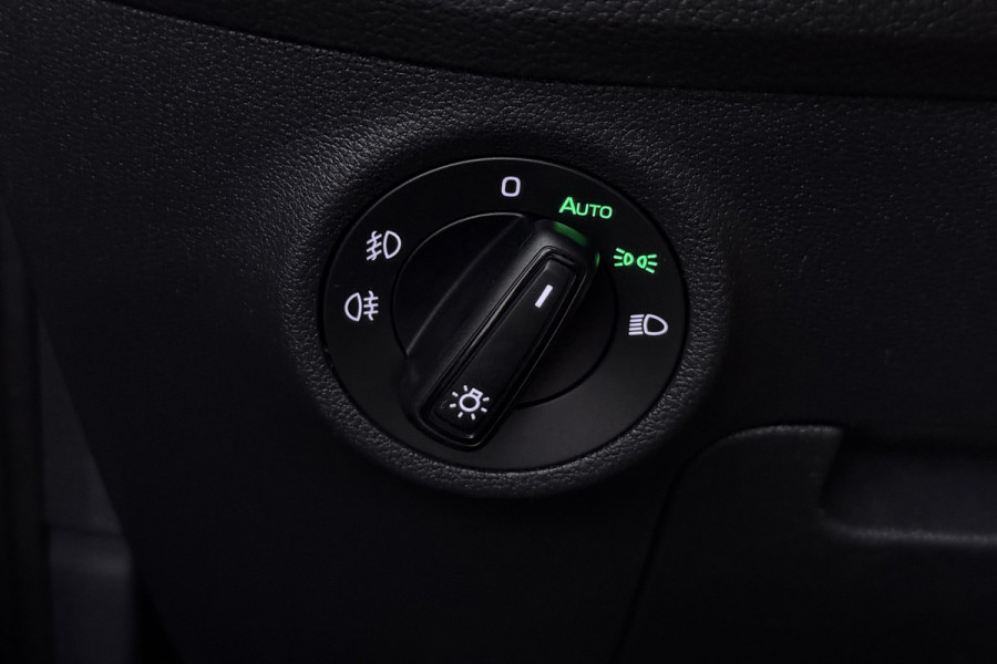Škoda Kodiaq 1.5 TSI Business Edition Plus 7p. (PANORAMADAK, TREKHAAK WEGKLAPBAAR, STUUR-/STOELVERWARMING, CAMERA, MASSAGE STOELEN