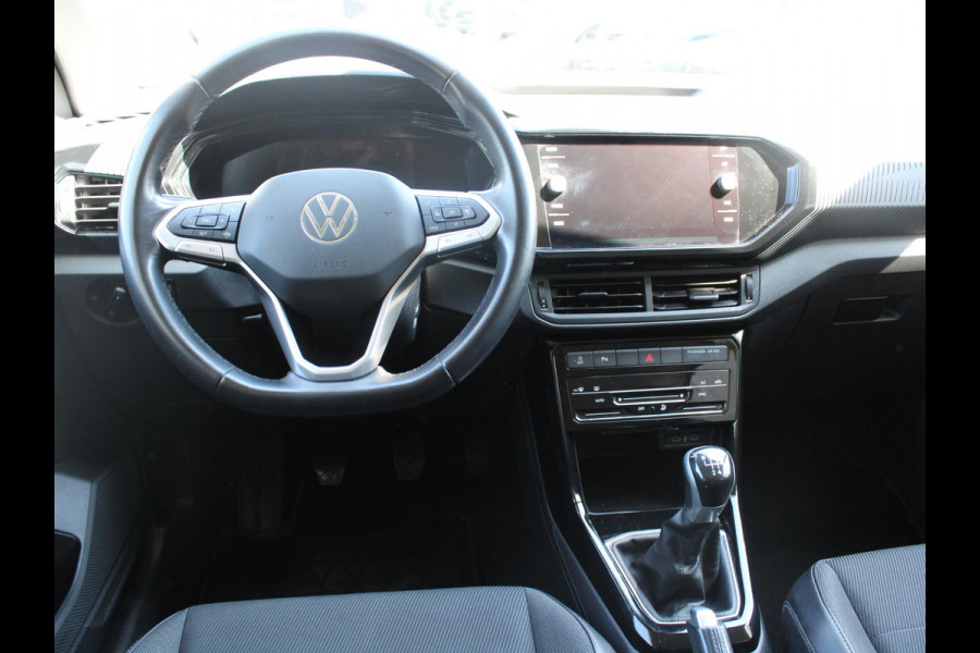 Volkswagen T-Cross 1.0 TSI Style | APPLE CARPLAY / ANDROID AUTO | ADAPTIEVE CRUISE CONTROL |