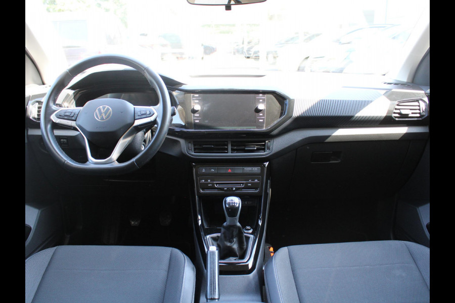 Volkswagen T-Cross 1.0 TSI Style | APPLE CARPLAY / ANDROID AUTO | ADAPTIEVE CRUISE CONTROL |