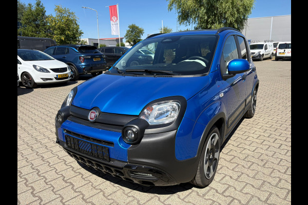 Fiat Panda 1.0 Hybrid Pandina (BOVAG/RIJKLAARPRIJS)