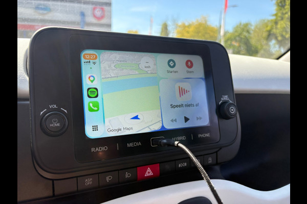 Fiat Panda 1.0 Hybrid Pandina (BOVAG/RIJKLAARPRIJS)