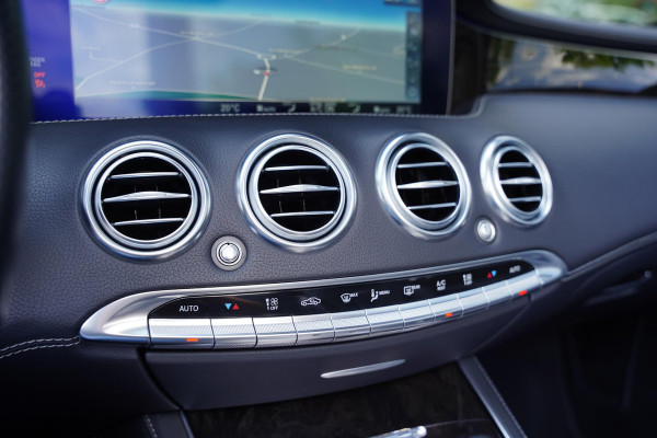 Mercedes-Benz S-Klasse 63 AMG Cabriolet 4-Matic / Nachtzicht / Burmester