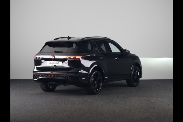 Volkswagen Tiguan R-Line Edition 1.5 eHybrid 150 kW / 204 PK SUV 6 v Head-Up Display | Panoramadak | Stoelverwarming