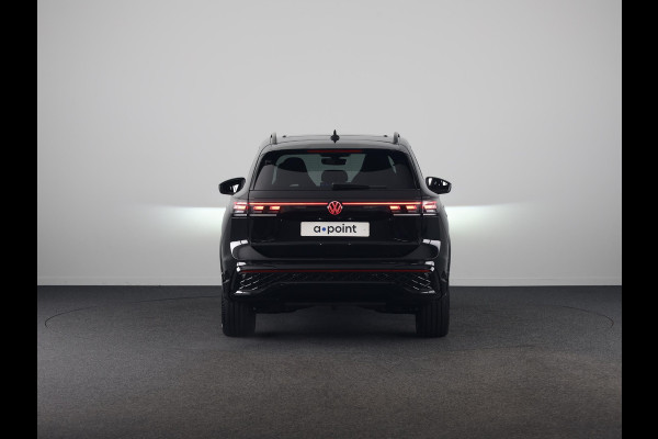 Volkswagen Tiguan R-Line Edition 1.5 eHybrid 150 kW / 204 PK SUV 6 v Head-Up Display | Panoramadak | Stoelverwarming