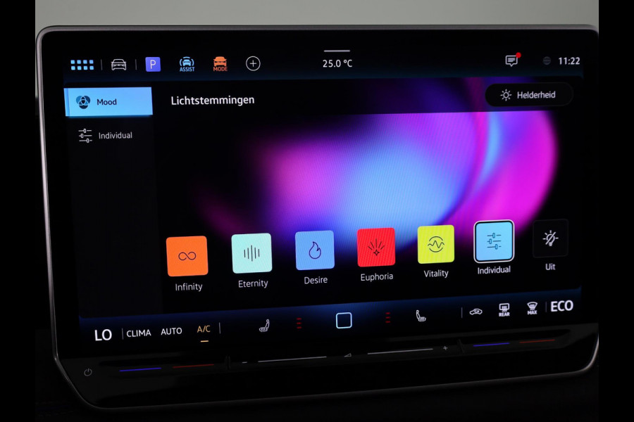 Volkswagen Tiguan R-Line Edition 1.5 eHybrid 150 kW / 204 PK SUV 6 v Head-Up Display | Panoramadak | Stoelverwarming