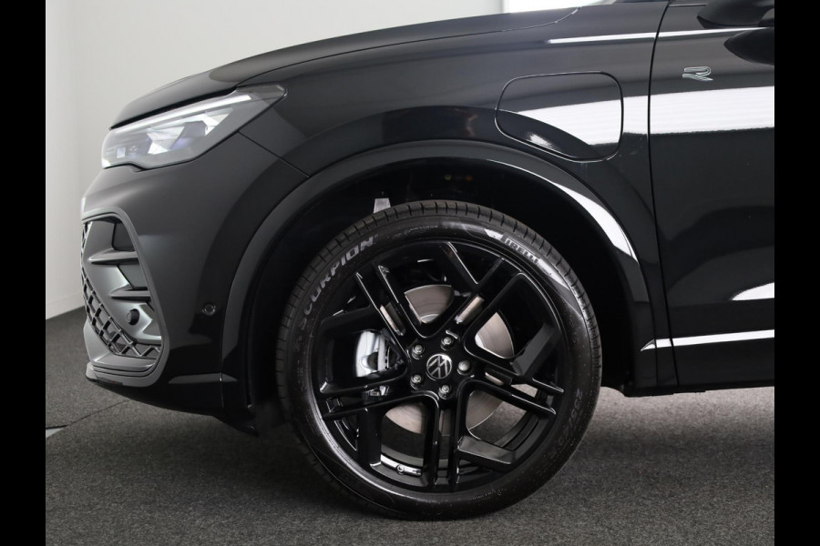 Volkswagen Tiguan R-Line Edition 1.5 eHybrid 150 kW / 204 PK SUV 6 v Head-Up Display | Panoramadak | Stoelverwarming