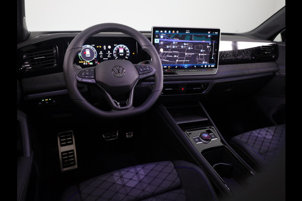 Volkswagen Tiguan R-Line Edition 1.5 eHybrid 150 kW / 204 PK SUV 6 v Head-Up Display | Panoramadak | Stoelverwarming