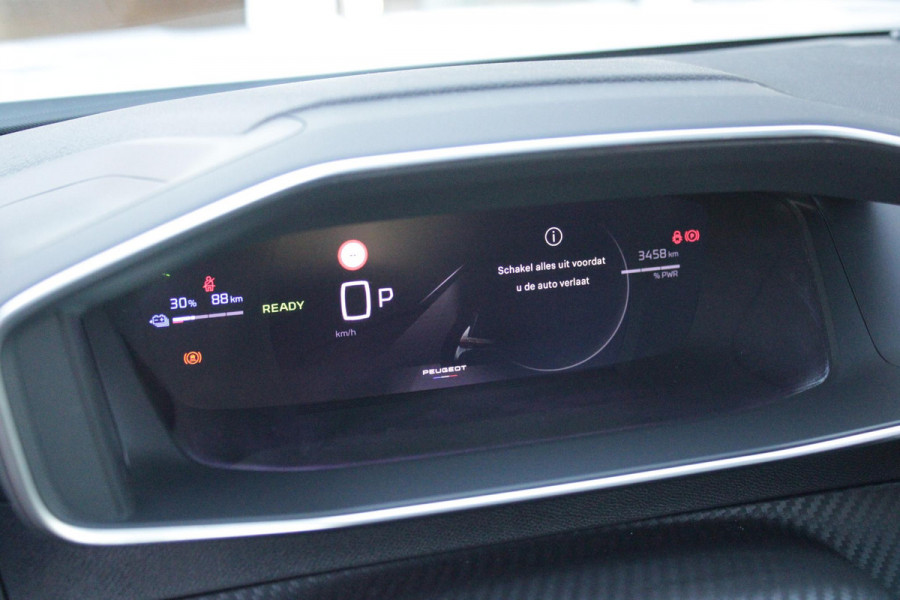 Peugeot e-2008 EV GT PACK 156PK 54 kWh | PANORAMISCH SCHUIF/KANTEL DAK | ALCANTARA EXECUTIVE INTERIOR INCL. VERWARMBARE VOORSTOELEN EN ELEKTRISCH VERSTELBARE BESTUURDERSSTOEL MET MASSAGE FUNCTIE | 18" LICHTMETALEN VELGEN "EVISSA" | VISION NAVIGATION & DRIVE ASSIST PLUS PACK: NAVIGATIE/DRAADLOZE TELEFOONLADER/ADAPTIVE CRUISE CONTROL MET LANE KEEPING & POSITIONING ASSIST INCL. STOP & GO FUNCTIE/HD-CAMERA VOOR/PASSIEVE DODEHOEKBEWAKING EN INSTAPVERLICHTING | WINTERPACK: STOELVERWARMING | WARMTEPOMP! | DRAADLOZE APPLE CARPLAY/ANDROID AUTO | FULL LED KOPLAMPEN | ACHTERUITRIJ CAMERA | PARK