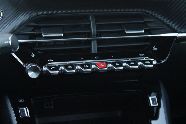Peugeot e-2008 EV GT PACK 156PK 54 kWh | PANORAMISCH SCHUIF/KANTEL DAK | ALCANTARA EXECUTIVE INTERIOR INCL. VERWARMBARE VOORSTOELEN EN ELEKTRISCH VERSTELBARE BESTUURDERSSTOEL MET MASSAGE FUNCTIE | 18" LICHTMETALEN VELGEN "EVISSA" | VISION NAVIGATION & DRIVE ASSIST PLUS PACK: NAVIGATIE/DRAADLOZE TELEFOONLADER/ADAPTIVE CRUISE CONTROL MET LANE KEEPING & POSITIONING ASSIST INCL. STOP & GO FUNCTIE/HD-CAMERA VOOR/PASSIEVE DODEHOEKBEWAKING EN INSTAPVERLICHTING | WINTERPACK: STOELVERWARMING | WARMTEPOMP! | DRAADLOZE APPLE CARPLAY/ANDROID AUTO | FULL LED KOPLAMPEN | ACHTERUITRIJ CAMERA | PARK