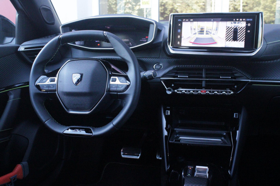 Peugeot e-2008 EV GT PACK 156PK 54 kWh | PANORAMISCH SCHUIF/KANTEL DAK | ALCANTARA EXECUTIVE INTERIOR INCL. VERWARMBARE VOORSTOELEN EN ELEKTRISCH VERSTELBARE BESTUURDERSSTOEL MET MASSAGE FUNCTIE | 18" LICHTMETALEN VELGEN "EVISSA" | VISION NAVIGATION & DRIVE ASSIST PLUS PACK: NAVIGATIE/DRAADLOZE TELEFOONLADER/ADAPTIVE CRUISE CONTROL MET LANE KEEPING & POSITIONING ASSIST INCL. STOP & GO FUNCTIE/HD-CAMERA VOOR/PASSIEVE DODEHOEKBEWAKING EN INSTAPVERLICHTING | WINTERPACK: STOELVERWARMING | WARMTEPOMP! | DRAADLOZE APPLE CARPLAY/ANDROID AUTO | FULL LED KOPLAMPEN | ACHTERUITRIJ CAMERA | PARK