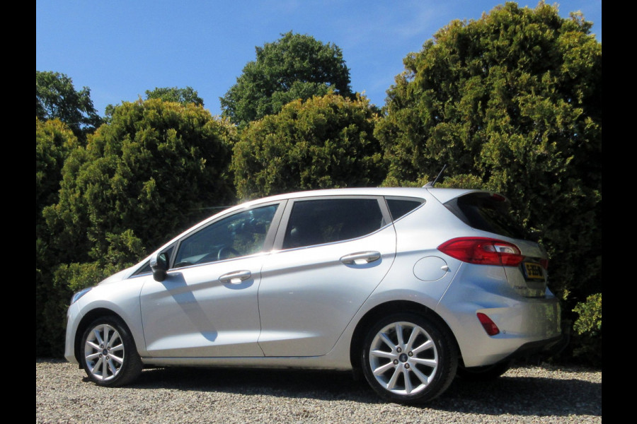 Ford Fiesta 1.0 EcoBoost Automaat *Navi * Camera * Trekhaak *