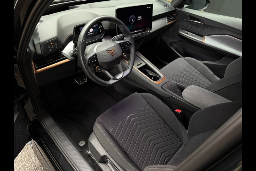 CUPRA Born CUPRA Born 546 km Limited 84 kw Adaptive cruise control, Achteruitrijcamera,Head-up