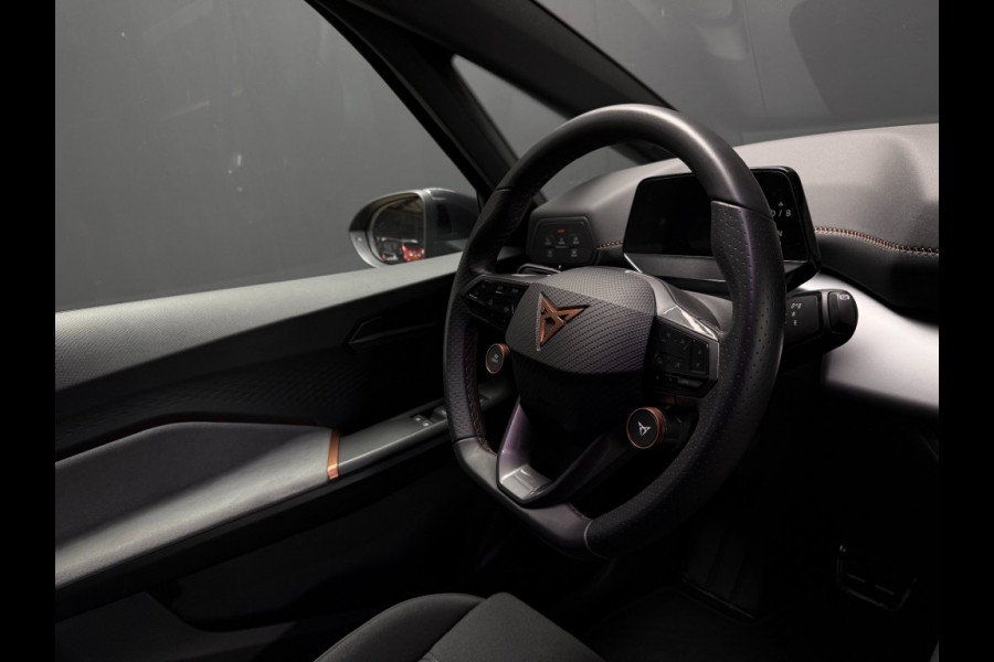 CUPRA Born CUPRA Born 546 km Limited 84 kw Adaptive cruise control, Achteruitrijcamera,Head-up