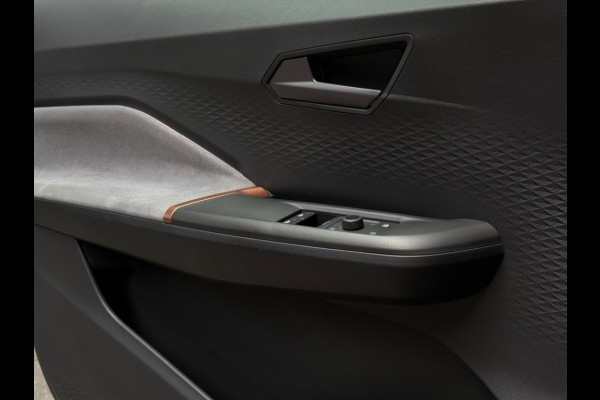 CUPRA Born CUPRA Born 546 km Limited 84 kw Adaptive cruise control, Achteruitrijcamera,Head-up