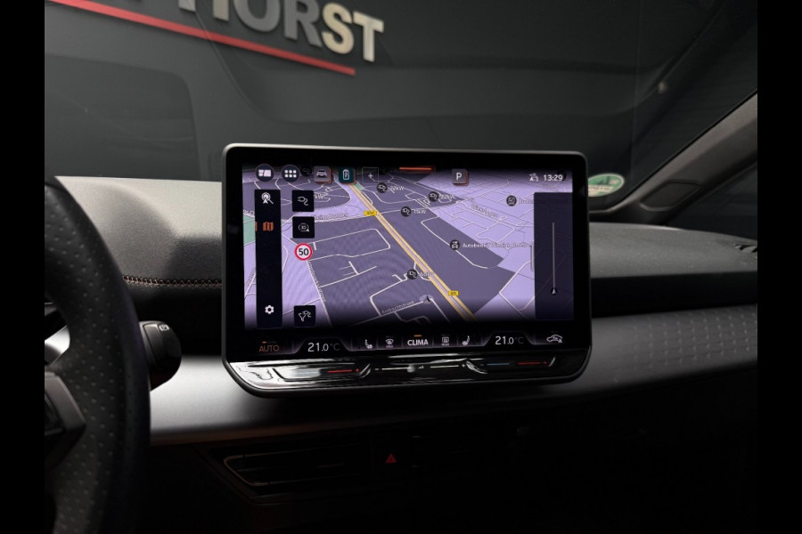 CUPRA Born CUPRA Born 546 km Limited 84 kw Adaptive cruise control, Achteruitrijcamera,Head-up