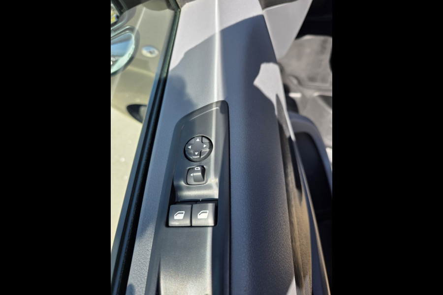 Peugeot Expert 2.0 BlueHDI 145Pk Automaat Premium Airco Cruise control