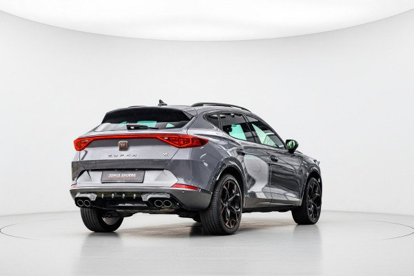 CUPRA Formentor 2.0 TSI 4DRIVE /Pano/Carbon/Kuipstoelen/310pk