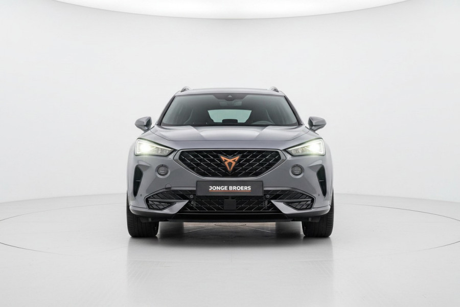 CUPRA Formentor 2.0 TSI 4DRIVE /Pano/Carbon/Kuipstoelen/310pk