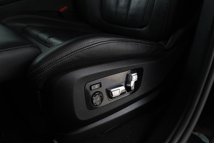 BMW X5 xDrive45e High Executive M-sport Full black Apple carplay
