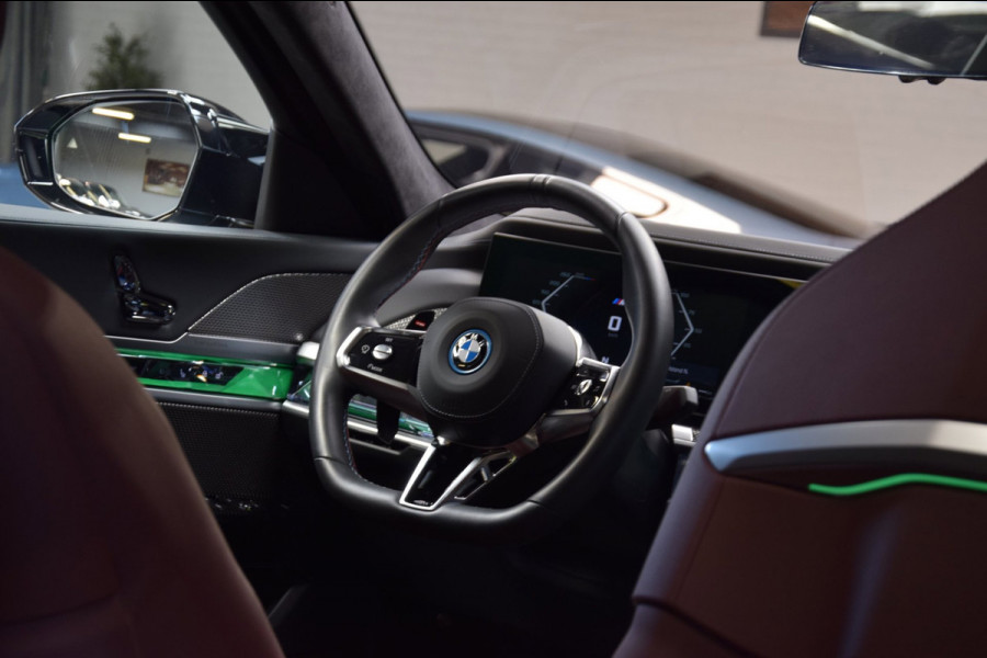 BMW 7 Serie M760e xDrive Navi|Massage|Theater Screen|Auto-Doors|Frozen Deep Grey|Nwp.180.000|BTW